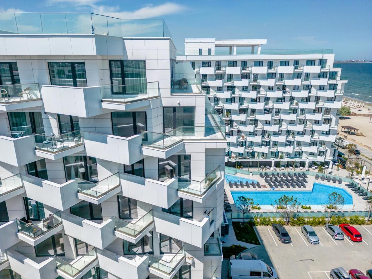 Crystal Beach - Infinity Pool & Spa Resort ナボダリ エクステリア 写真