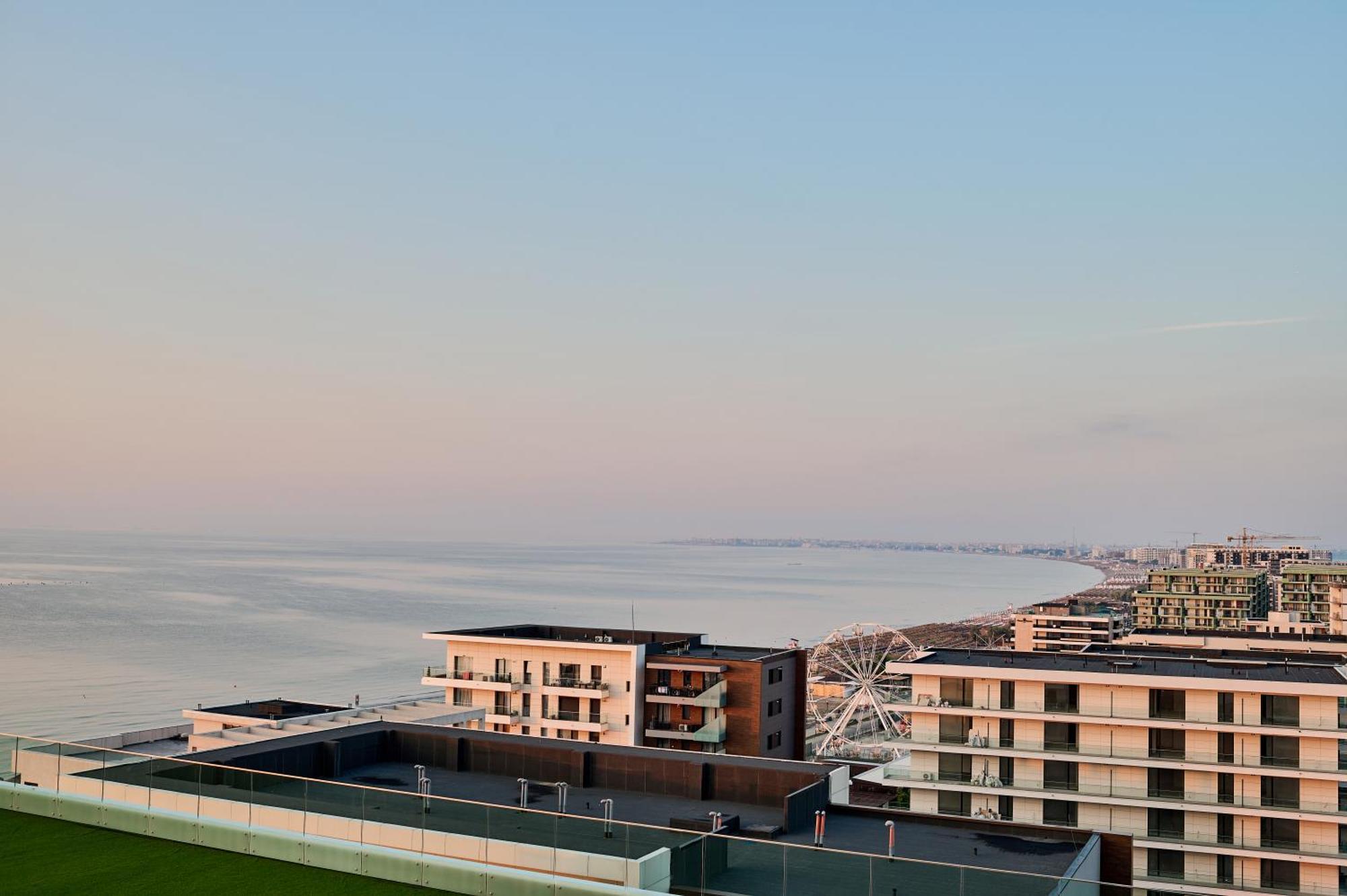 Crystal Beach - Infinity Pool & Spa Resort ナボダリ エクステリア 写真