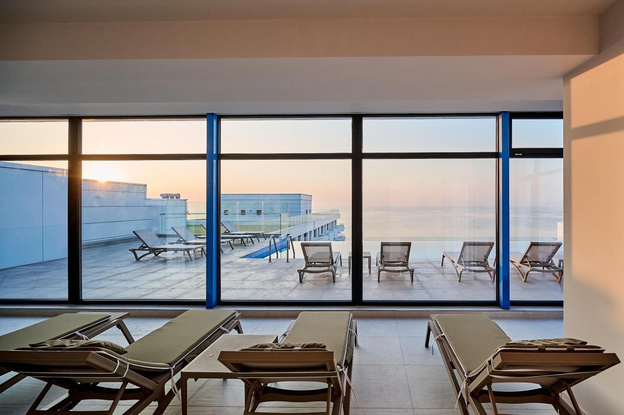 Crystal Beach - Infinity Pool & Spa Resort ナボダリ エクステリア 写真
